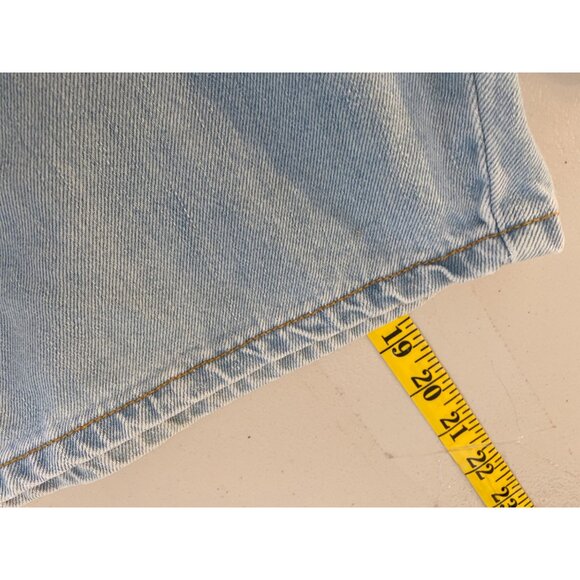 Levis Classic Fit Denim Shorts Size 16 Miss Light Wash Womems - Picture 8 of 11